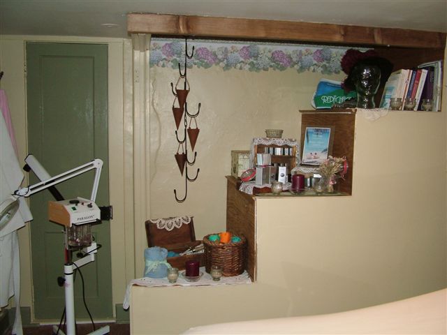 Massage/Facial/Body Waxing